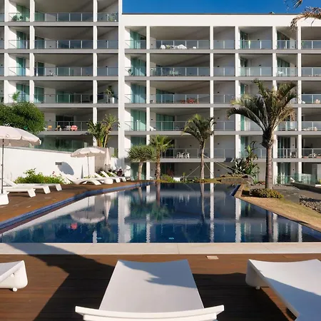 107 * Funchal (Madeira)