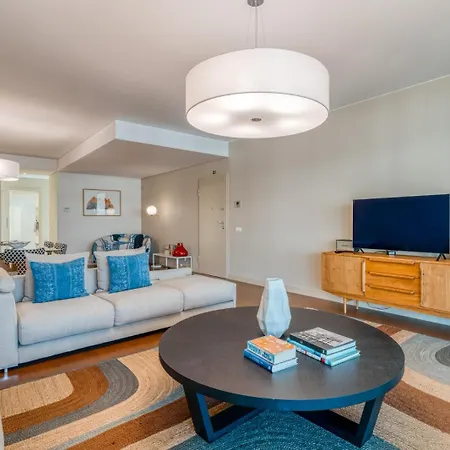 107 * Funchal (Madeira)